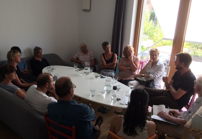 Boris Grob informiert über das Begrünungsprogramm